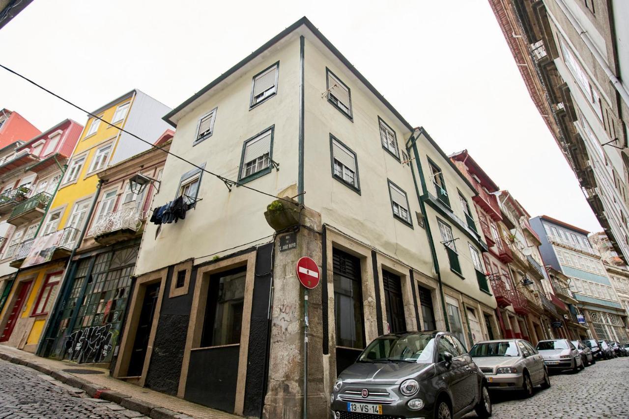 Market Place Porto Luaran gambar